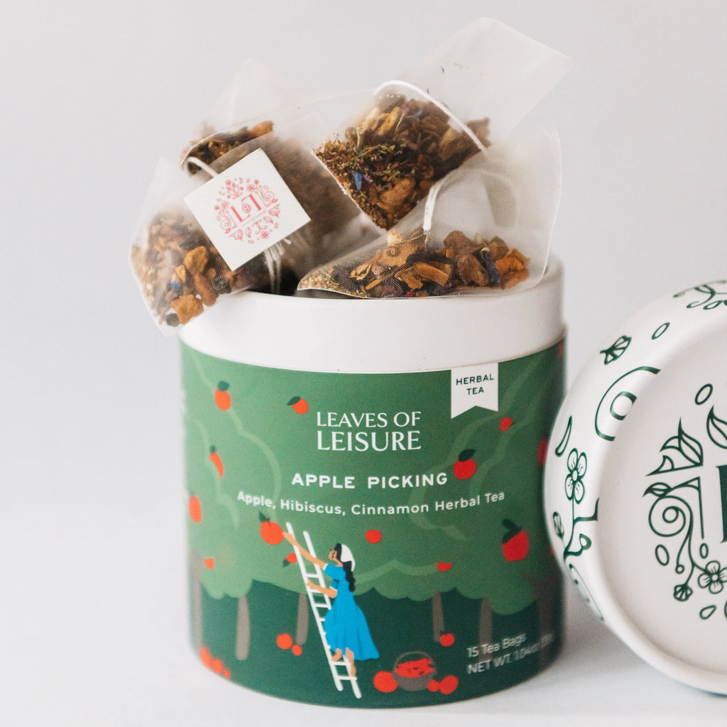 Apple Picking - A Cozy Fall Herbal Tea That Evokes Autumnal Visits To The Apple Orchard