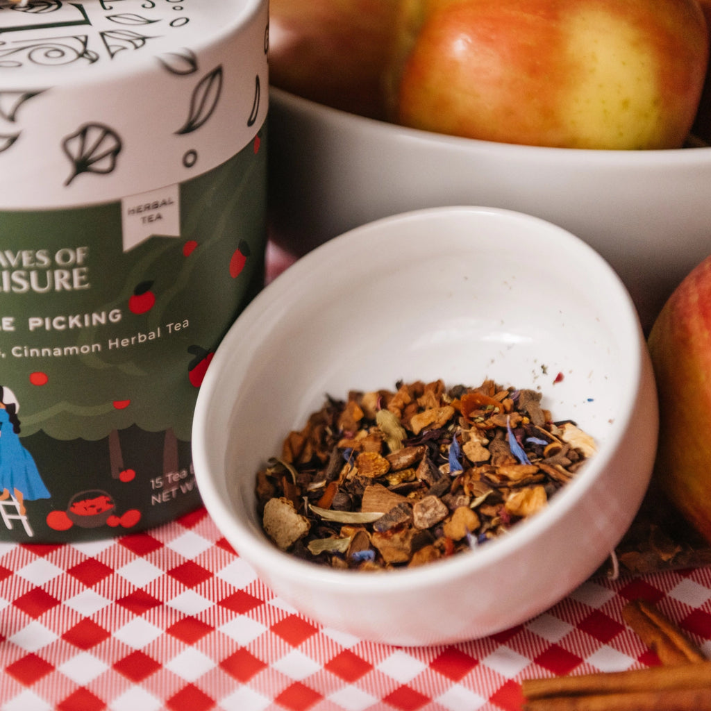 Apple Picking - A Cozy Fall Herbal Tea That Evokes Autumnal Visits To The Apple Orchard