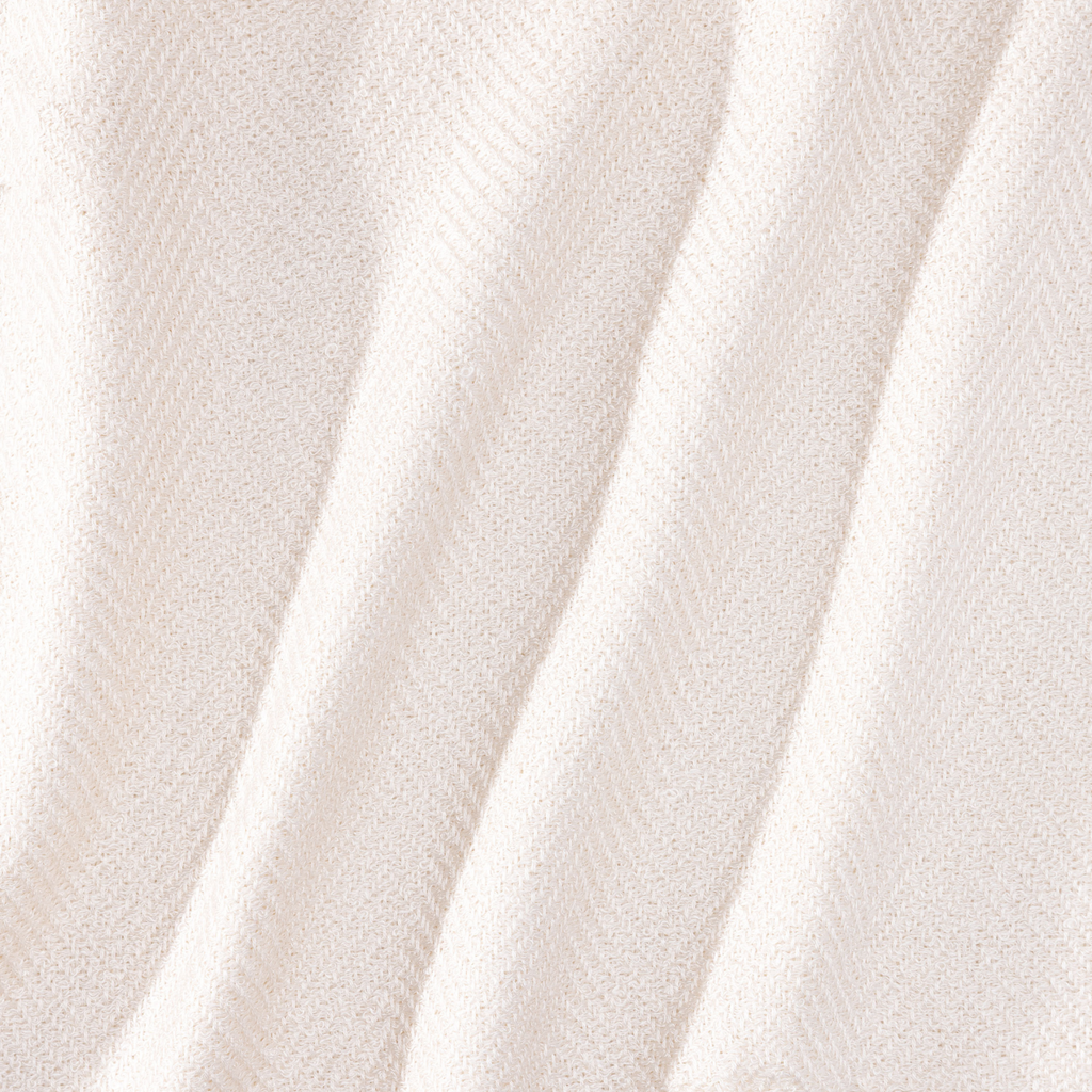 Cozy Blanket: Luxe Bamboo Throw